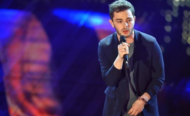 Lorenzo Fragola – La Donna Cannone: testo e video esibizione 11 febbraio