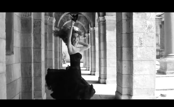 Andrea Bocelli, Moon River: testo, traduzione e video ufficiale