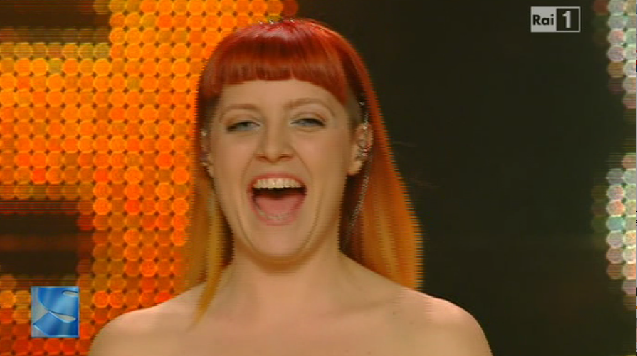 Sanremo 2016, Noemi – La borsa di una donna (Testo e video esibizione 13 febbraio 2016)