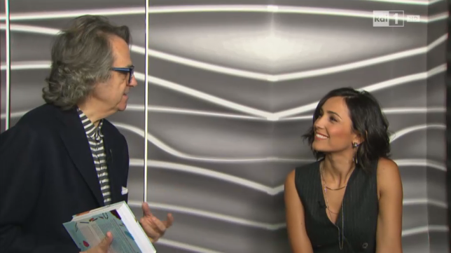 Caterina Balivo a Sottovoce: “Non mi piacciono i conduttori annoiati. Sogno un programma di interviste”
