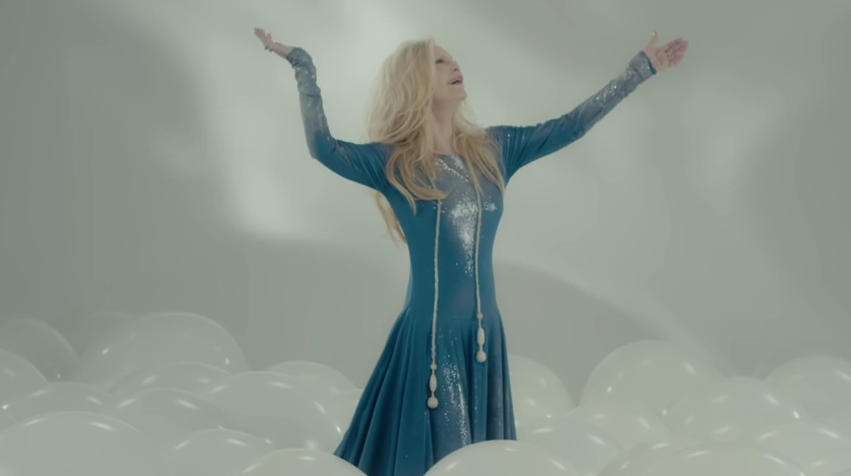 Patty Pravo, Eccomi: l’eleganza dell’amore finito (e di quello che continua) – Recensione