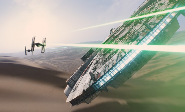 Star Wars VII, 900 milioni di dollari negli Usa e 2 miliardi in tutto il mondo – i record infranti dal titolo Disney