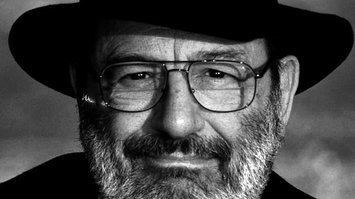 Umberto Eco, i funerali in diretta su Rai 1