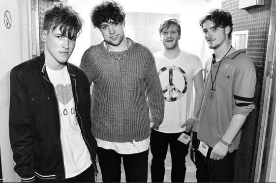 Viola Beach: morta l’intera band in un incidente