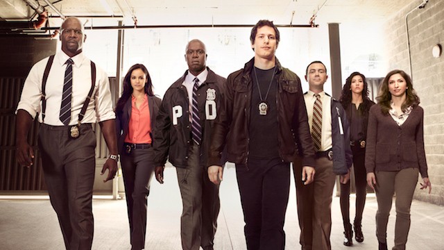Brooklyn Nine-Nine, su Comedy Central la serie tv che scherza sui polizieschi ed i suoi personaggi