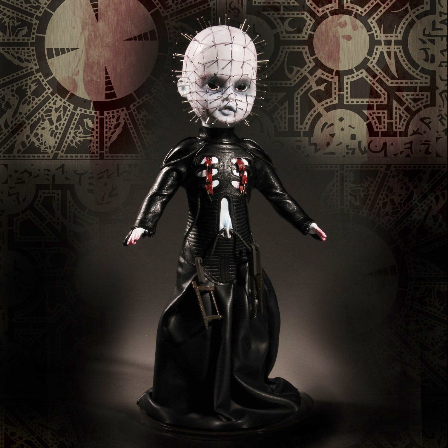 Hellraiser III: la bambola “Living Dead Dolls” di Pinhead