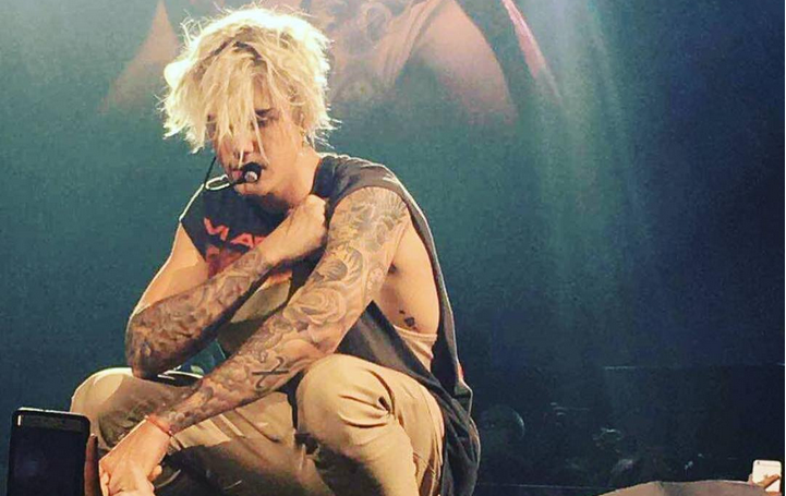Justin Bieber annulla i Meet and Greet ai suoi concerti: “Mi lasciano mentalmente ed emotivamente esausto”