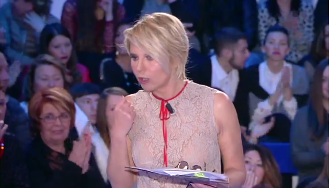 C’è posta per te, Maria De Filippi perde la calma: “Non c’è tanto da ridere” [video]