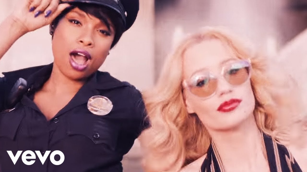 Iggy Azalea – Trouble ft. Jennifer Hudson