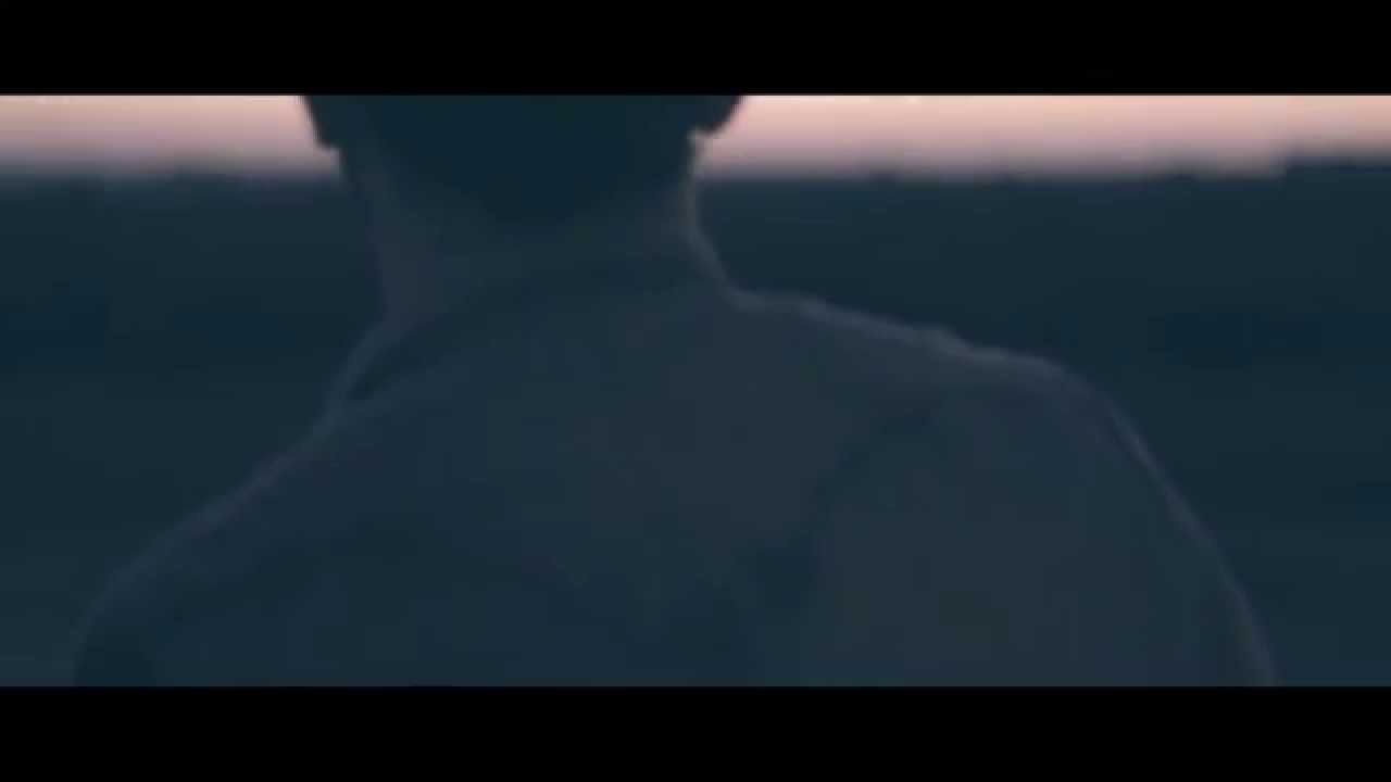 Ellie Goulding – Beating Heart