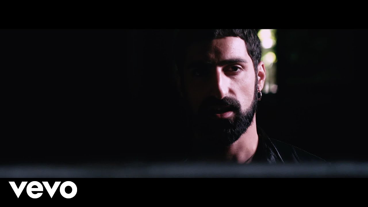 UN BACIO – L’amicizia – Clip dal film | HD