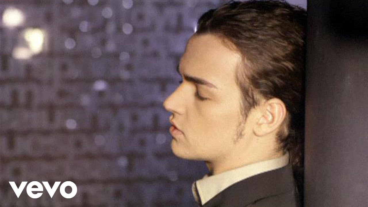 UN PAESE QUASI PERFETTO – Scena del film “Il piano”