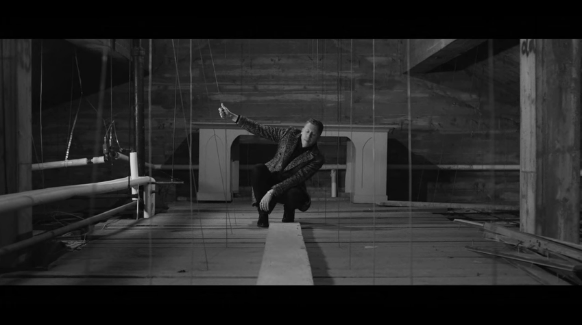 Macklemore & Ryan Lewis feat. Leon Bridges, Kevin: testo, traduzione e video