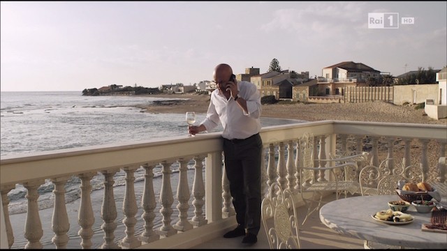 Il Commissario Montalbano, secondo Le Iene la terrazza della casa del protagonista è abusiva