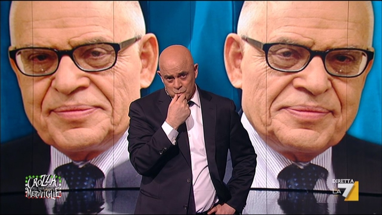 La7, Crozza contro Luttwak: “L’uomo con la guerra nel sangue” (video)