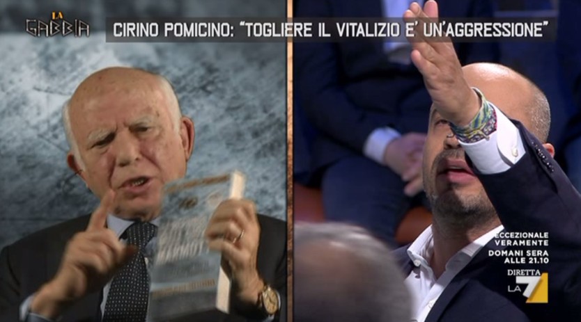 La Gabbia, Cirino Pomicino si rifiuta di rispondere a Paragone. Ed è scontro (VIDEO)