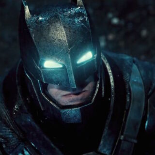 batman-v-superman-armored-batsuit-costume-comic-con