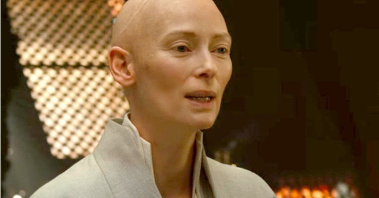 Doctor Strange: Tilda Swinton risponde alle critiche sul suo personaggio non asiatico
