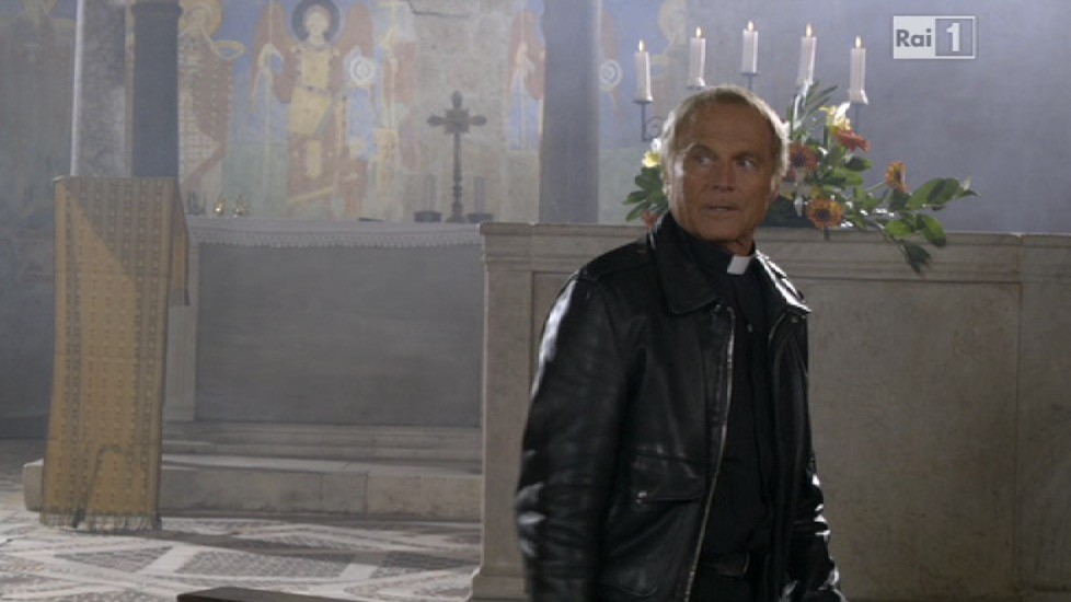 Non dirlo al mio capo, crossover con Don Matteo