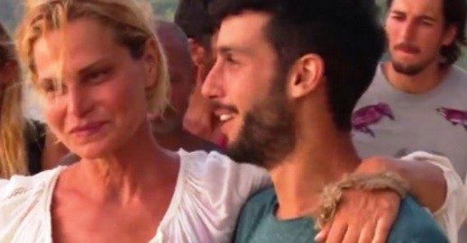 L’isola dei famosi, Simona Ventura o Jonas Berami? Il “pubblico sovrano” premierà la regina o il dissidente?