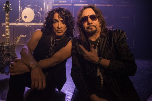 Ace Frehley feat. Paul Stanely, Fire And Water: testo, traduzione e video