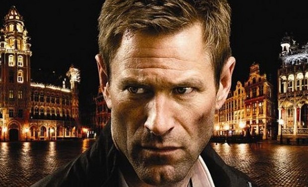 Stasera in tv su Rai 3: “The Expatriate” con Aaron Eckhart