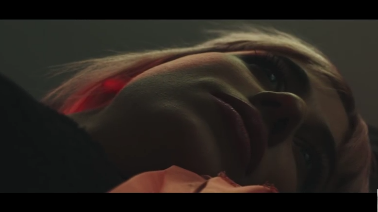 Vittoria And The Hyde Park, Tomorrow: testo, traduzione e video ufficiale