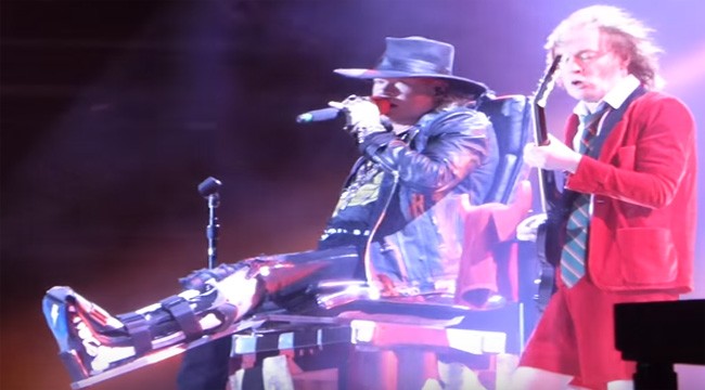AC/DC con Axl Rose in concerto a Lisbona: video e setlist