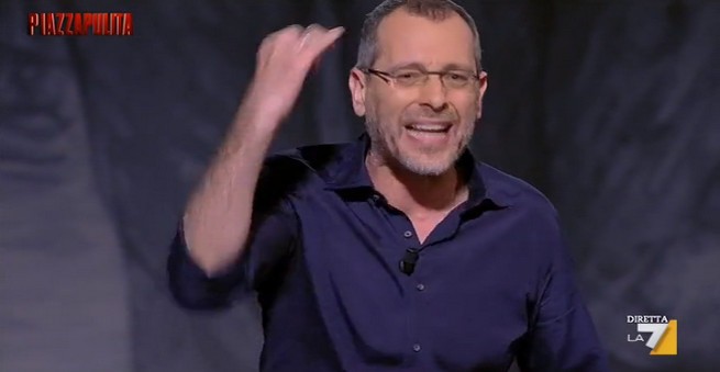 Piazzapulita, Di Battista: “Renzi credibile come i mafiosi”. Formigli: “Questa è una caxxata” (VIDEO)