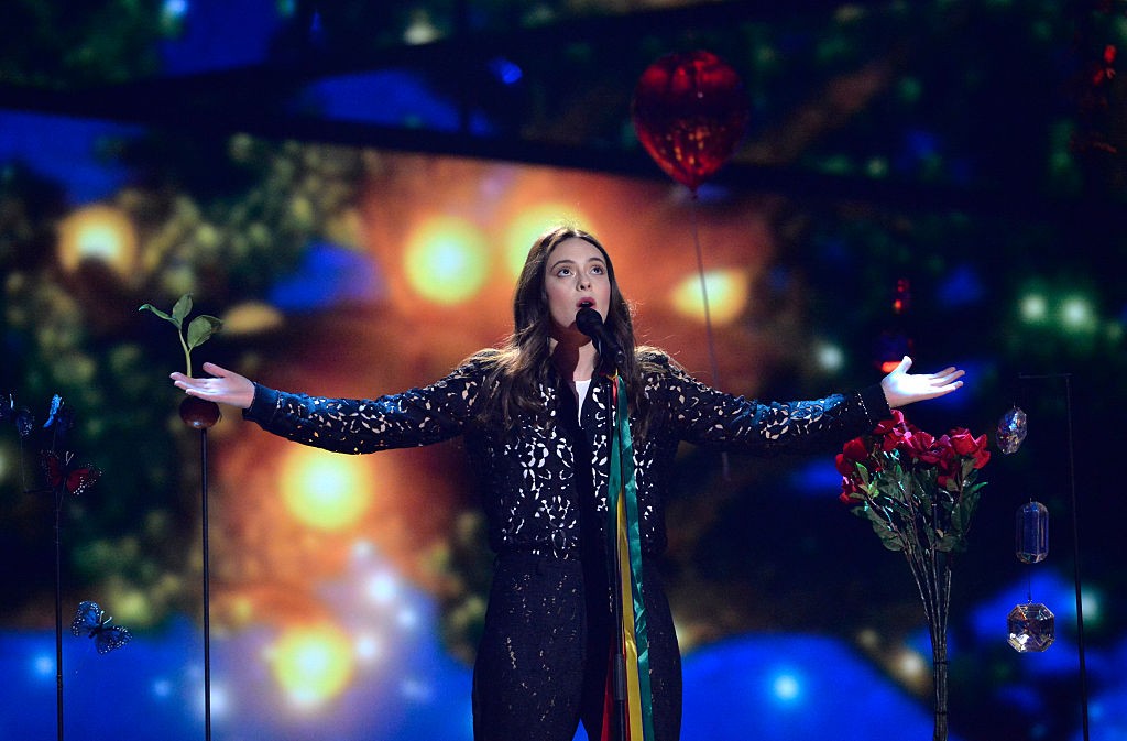 Eurovision Song Contest 2016, Francesca Michielin a Blogo: “Basta sollevare muri verso chi è diverso da noi”(video)
