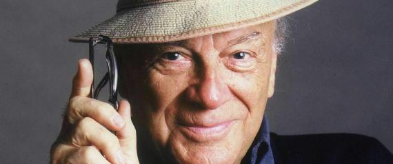 Giorgio Albertazzi è morto: una vita (anche) in tv, dagli sceneggiati a Ballando con le Stelle