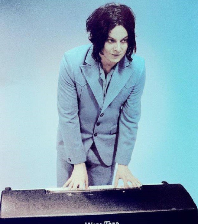 Jack White ha scritto la sigla per uno show televisivo dell’NBC: Maya & Marty
