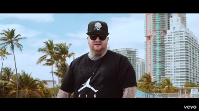 Jake La Furia feat. Alessio La Profunda Melodia, Me Gusta: testo e video