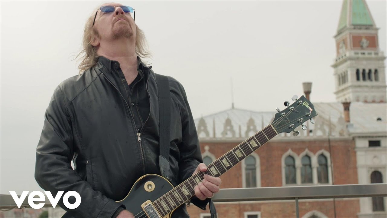 THE BOSS – Scena del film in italiano “Una sistemata”