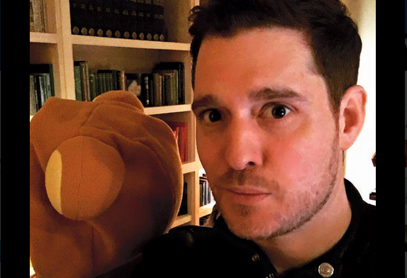 Michael Bublé, intervento alle corde vocali: cancellati gli impegni in programma
