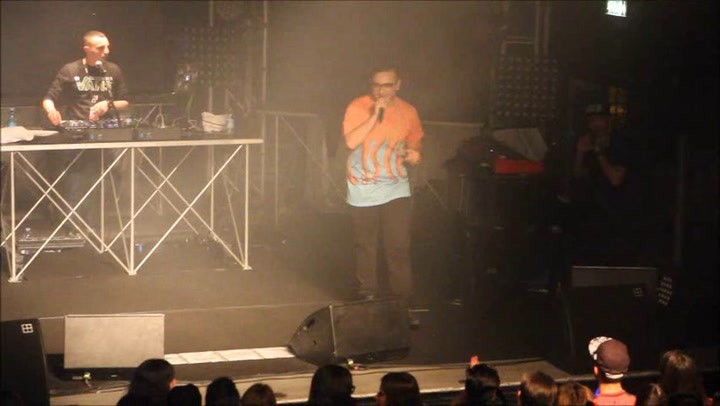 Rocco Hunt e Annalisa ai Magazzini Generali di Milano
