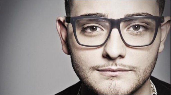 Rocco Hunt, Sto bene così: testo e video