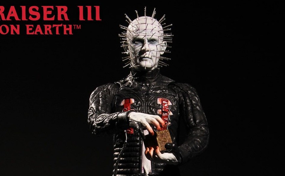 Hellraiser: nuova action figure Pinhead e replica Cubo di Lemarchand funzionante