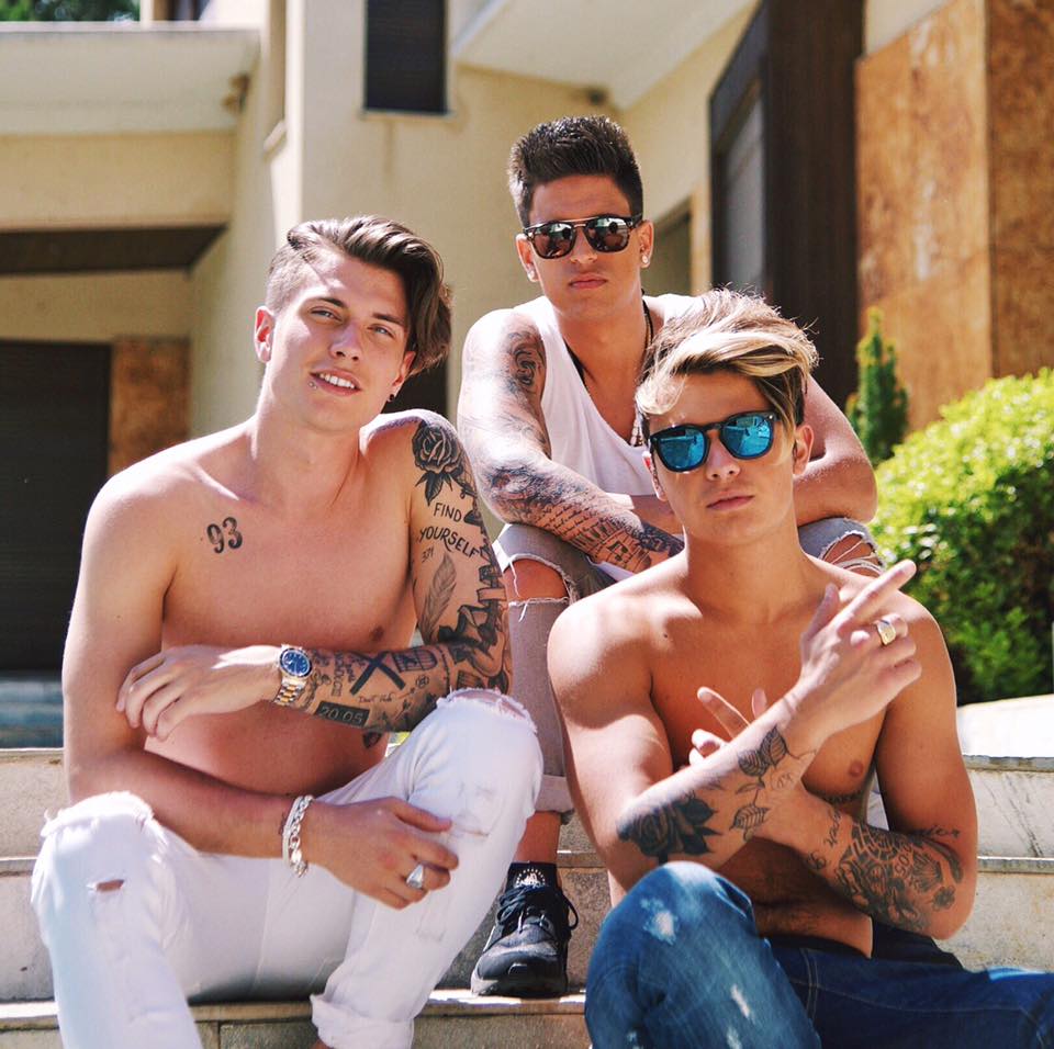 Benji e Fede feat. Xriz, Eres mia: testo, traduzione e video