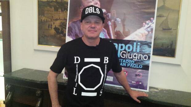 Gigi D’Alessio a Blogo: “Sono cresciuto e i critici hanno cominciato ad apprezzare quello che faccio”