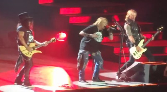 Guns N’Roses, parte ufficialmente il reunion tour: scaletta e video