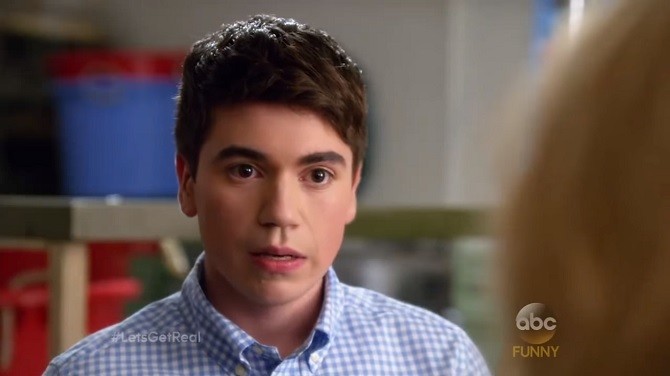 The Real O’Neals, le dichiarazioni del protagonista contro altri gay di Hollywood minacciano la serie