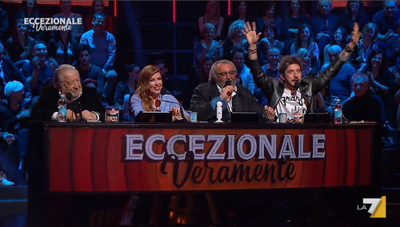 Eccezionale Veramente, Pupi Avati cazzi@ Paolo Ruffini: “Ho più esperienza di te”