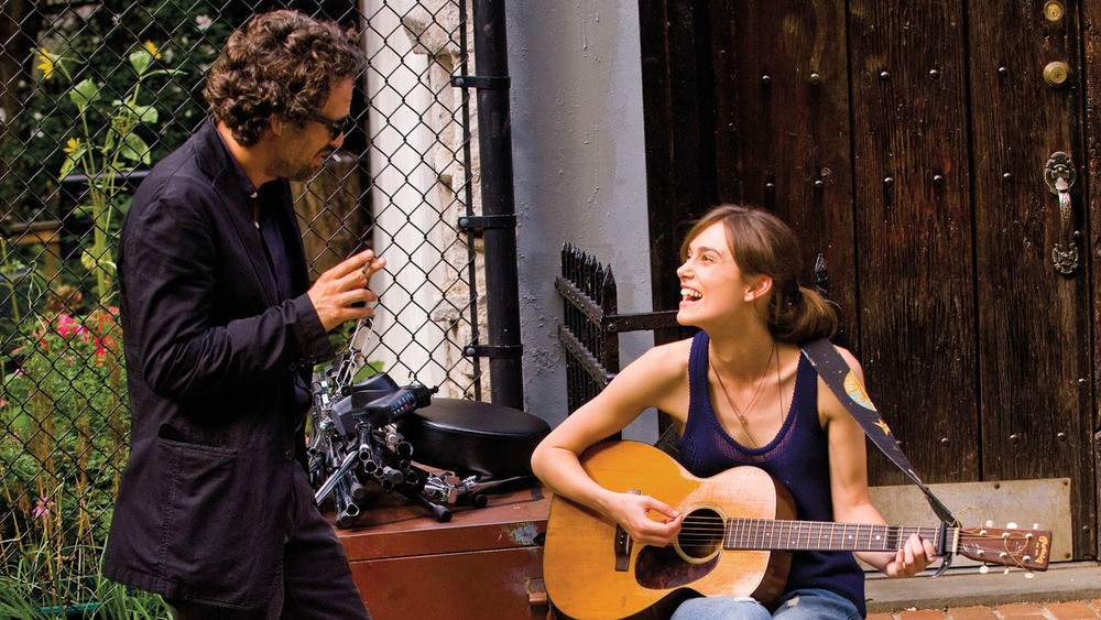 John Carney contro Keira Knightley: le scuse del regista