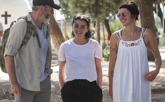 Game of Thrones, il cast visita due campi profughi