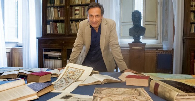 Mario Tozzi a Blogo: “La divulgazione in tv senza prendersi sul serio, la nuova edizione di Fuori luogo, la (non) rivalità con gli Angela”