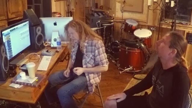 Megadeth: “Chris Adler non ha più niente a che fare con noi”