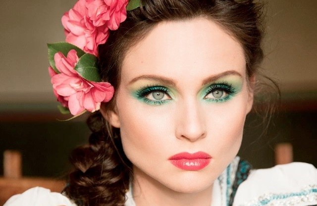 Sophie Ellis-Bextor, Come With Us: testo, traduzione e audio