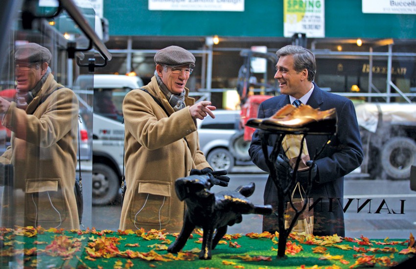 Oppenheimer Strategies: prime foto del film con Richard Gere