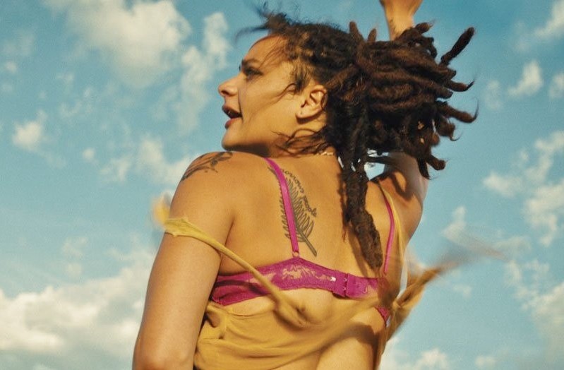 American Honey: nuovo trailer e poster del film di Andrea Arnold premiato a Cannes